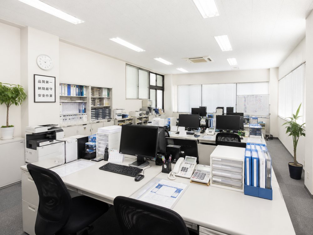 現場を支える事務所の様子